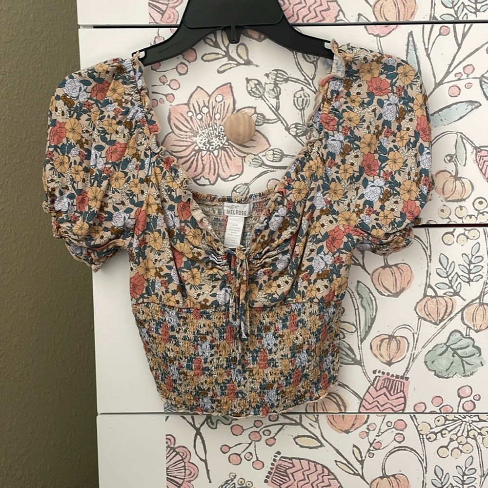 Tilly’s Floral Crop Top